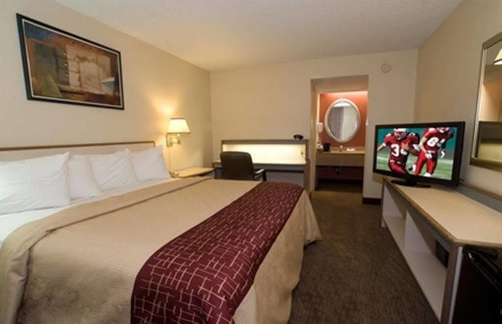 Red Roof Inn Danville, Pa Экстерьер фото